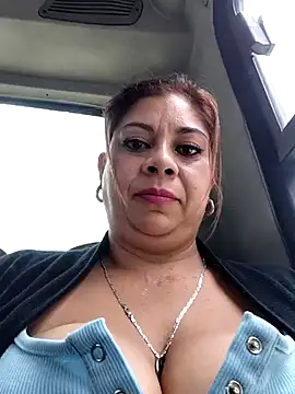 Laura-Hernandez Chat XXX in diretta