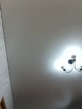 AvrilMillersのライブXXXチャット