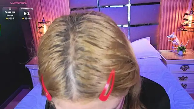 AlanaWalker9のライブXXXチャット