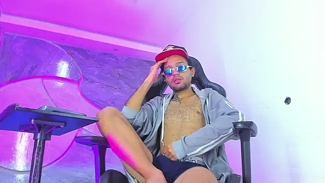 Chat +18 de Josh_Hot_Sex ao vivo