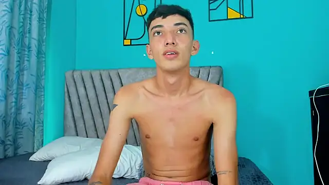 Živý XXX chat Maikol_Ortiz