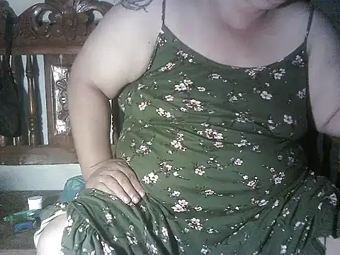 Chat +18 de bigmommaxxx81 ao vivo