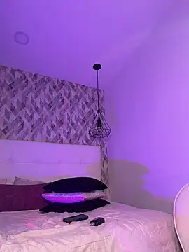 krisstenSantos' Live XXX Chat