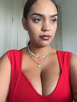 Sara-77n Live XXX chat