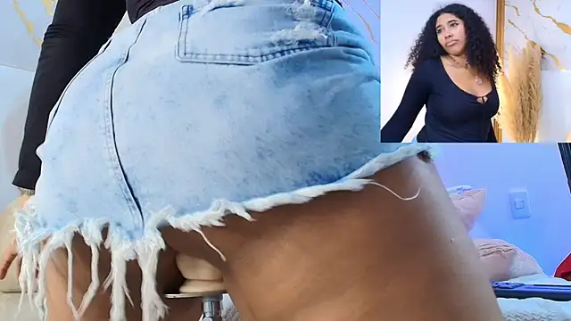 Chatroom XXX en direct de Miaa_sstar