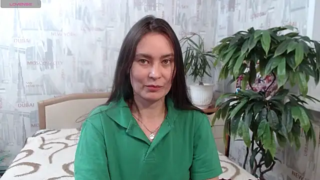 GinaQSoul live XXX chat