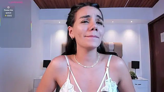 martina_mancini's Live XXX Chat