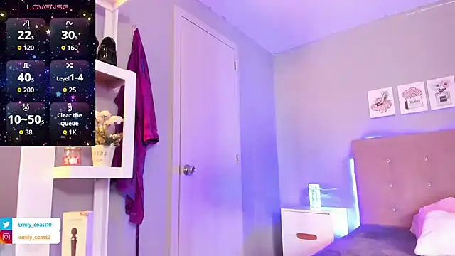 Chat XXX ao vivo de EmilyCoast-1