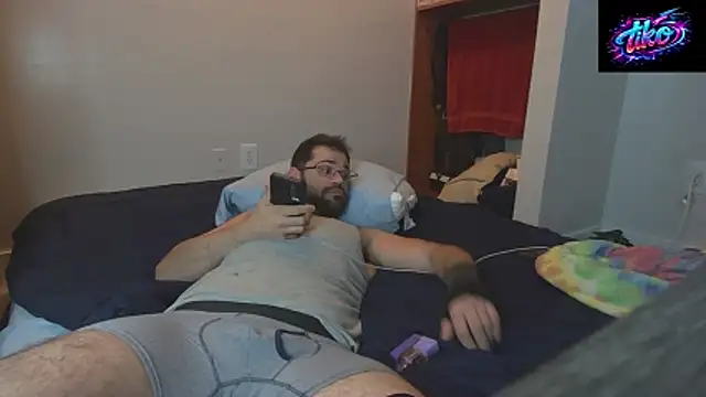 Zander823: απευθείας συνομιλία ΧΧΧ