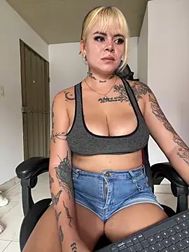 _CuteGirls_ Adlı Modelin Canlı XXX Sohbeti