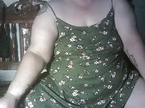 bigmommaxxx81's Live XXX Chat