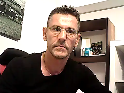 mastercharisma35 Live XXX-chat