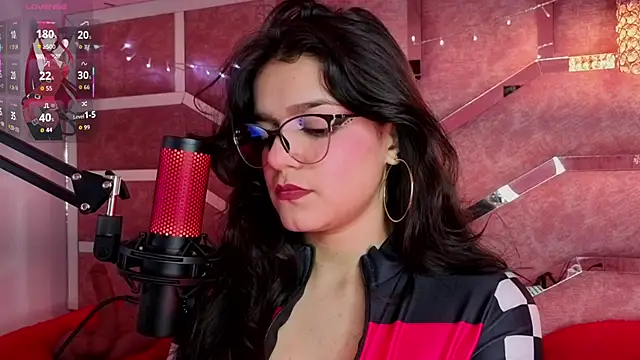 ValerieKay_ Chat XXX live