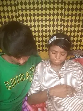 Freakingromance Adlı Modelin Web Kamerası Şovu