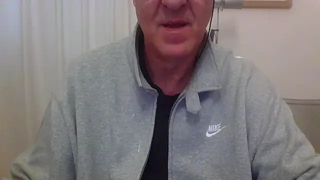 عرض كام ANONIMO7735