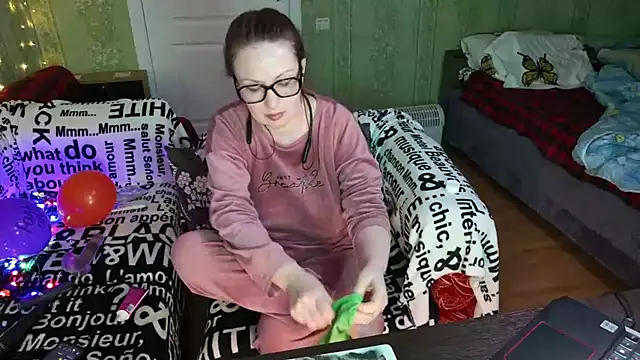 MarleneDietrich's Live XXX Chat