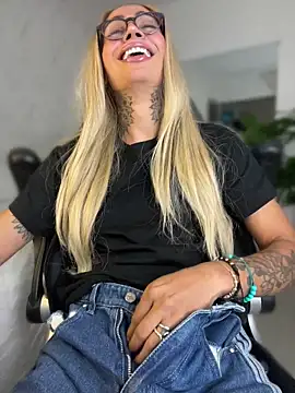 miss_tatiana_ webkamerás műsora