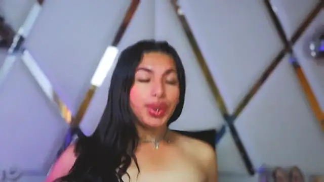 عرض كام MeelFox