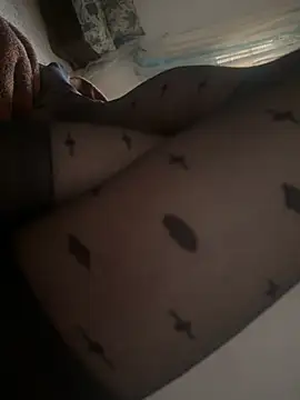 Mari25737 Adlı Modelin Web Kamerası Şovu