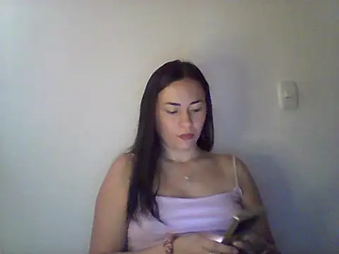 Chat XXX en directo de Erin_oficial