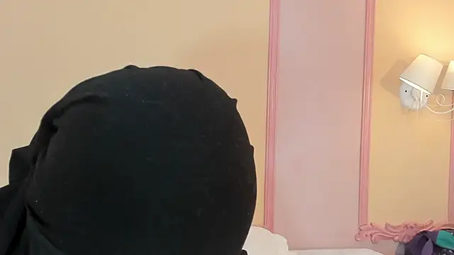 _zharaa: онлайн-секс-чат