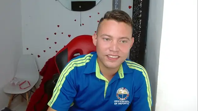 sven_fox723 Show Webcam