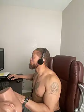 Fathero1time: вебкам-шоу