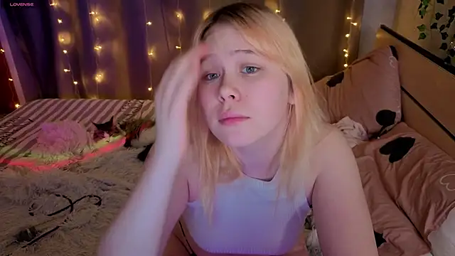 unburnedgirl live XXX chat