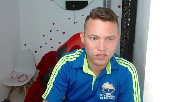 Вебкам-шоу sven_fox723