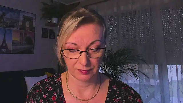 vanessa_chat webcam show