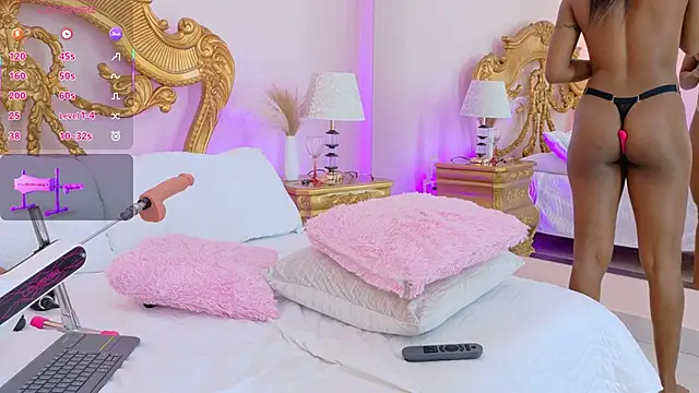 แชท XXX สดของ AshleyFerri