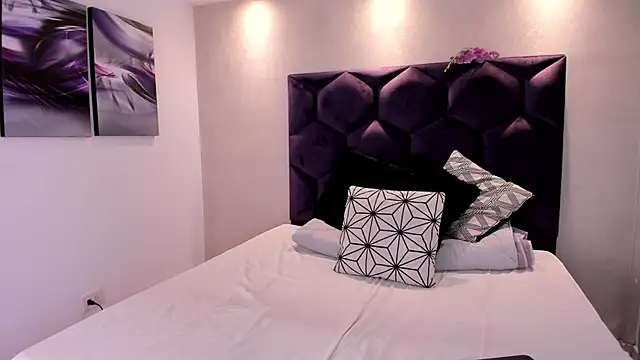 XXX chat uživo modela NatyQueen_