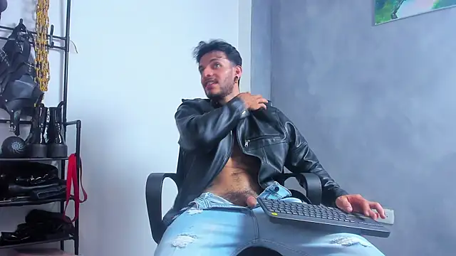 دردشة JuanBlade الجنسية المباشرة