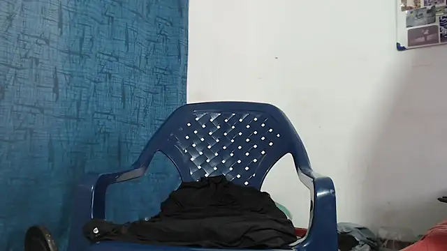 strong__anthony Adlı Modelin Canlı XXX Sohbeti