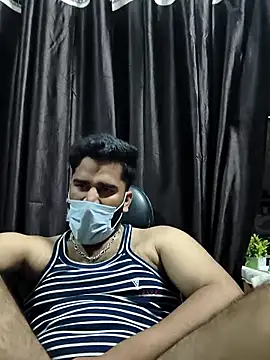 BeardKingo Adlı Modelin Canlı XXX Sohbeti