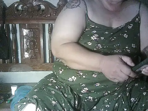 bigmommaxxx81 即時 XXX 聊天