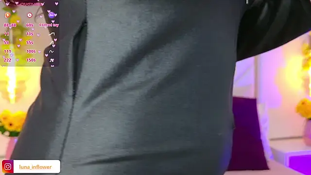 Flor_delunaaのライブXXXチャット