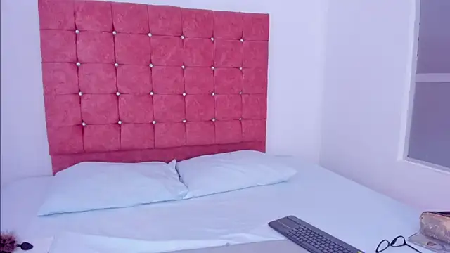 mishell_lovely লাইভ XXX চ্যাট