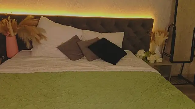 Chat XXX en directo de Golden__Whisper