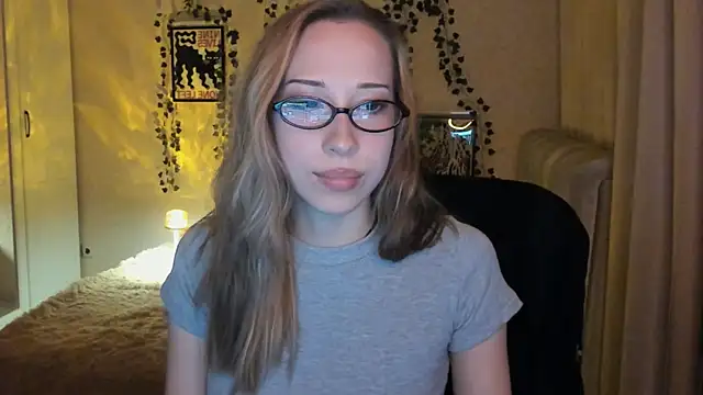 Emmarayder's Live XXX Chat