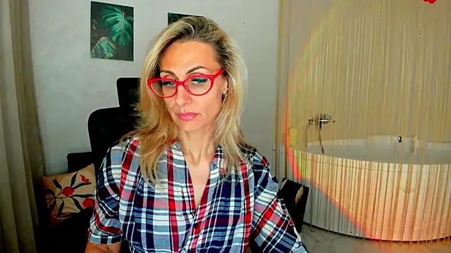 XXX chat uživo modela MuseOfStage