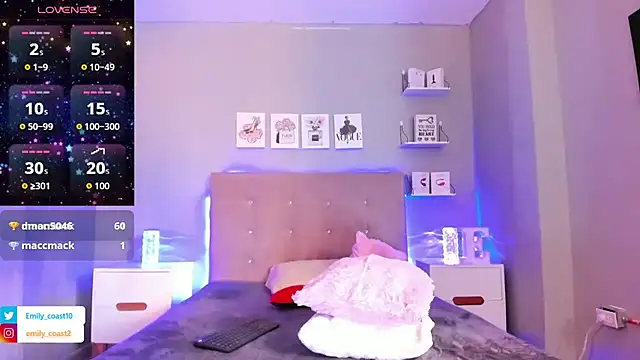 EmilyCoast-1 Live XXX-chat