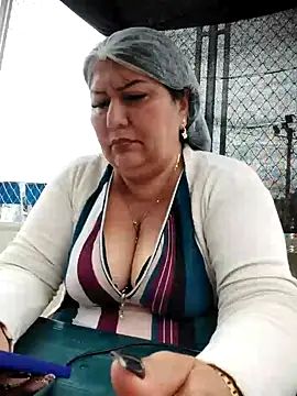 Brenda_Berck_ লাইভ XXX চ্যাট