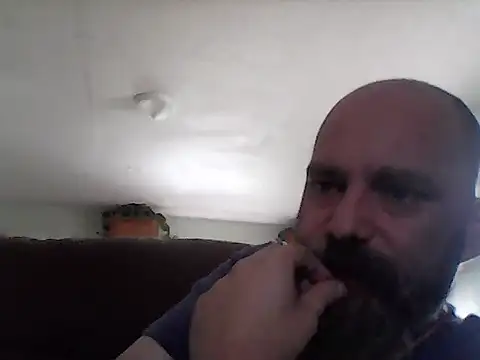 crazyheratic8 Show Webcam