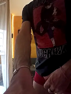 Fragolina73-: διαδικτυακό σόου στην κάμερα