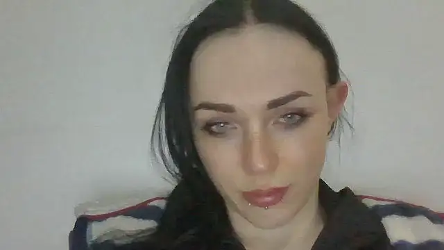 Trinsy_Love: απευθείας συνομιλία ΧΧΧ