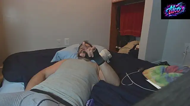 Zander823 élő XXX-chatje