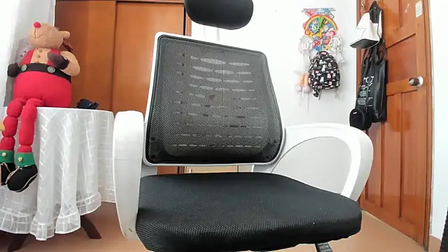 Adele_johnsonn1 Chat XXX in diretta