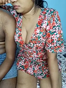 Bhabhi_Deverのウェブカメラショー