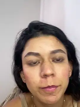 XXX chat uživo modela Nia_Roswell